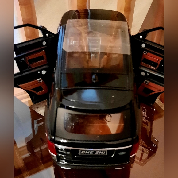 Toy Model Mini Car, Land Rover Range Rover, Black - Picture 6 of 12